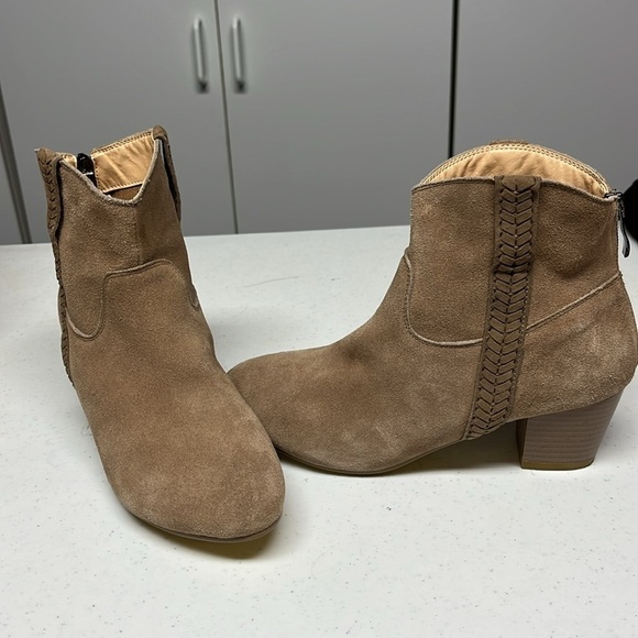 Tan Suede Boots - Picture 9 of 16